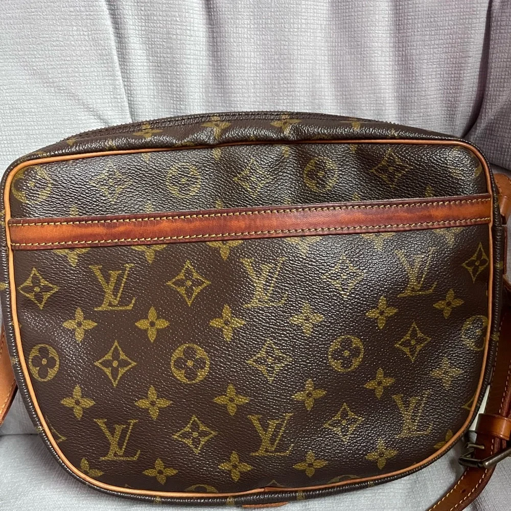 Louis Vuitton Jeune Fille MM shoulder bag - Picture 4 of 16